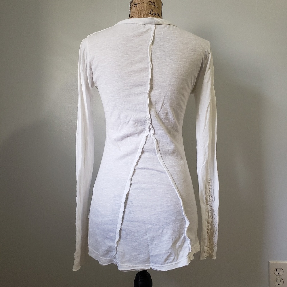 🚫SOLD🚫{Free People} Crochet Cuff Henley - Picture 6 of 8